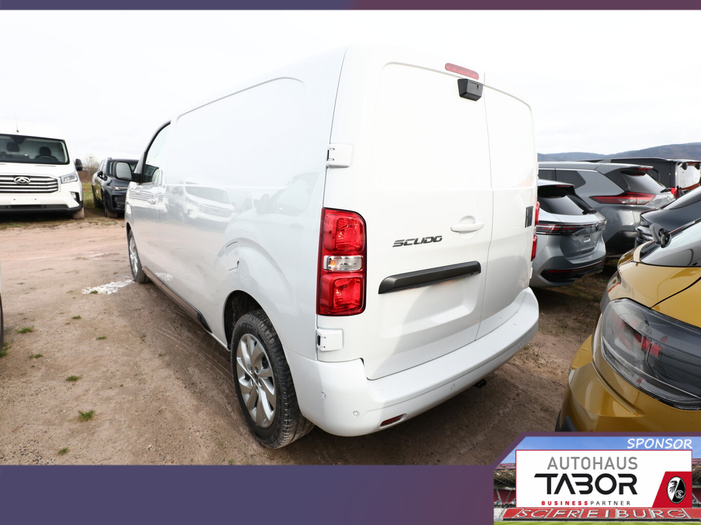 AT AHK ACC Navi Keyl LM17" Kam PDC LED 10" 4