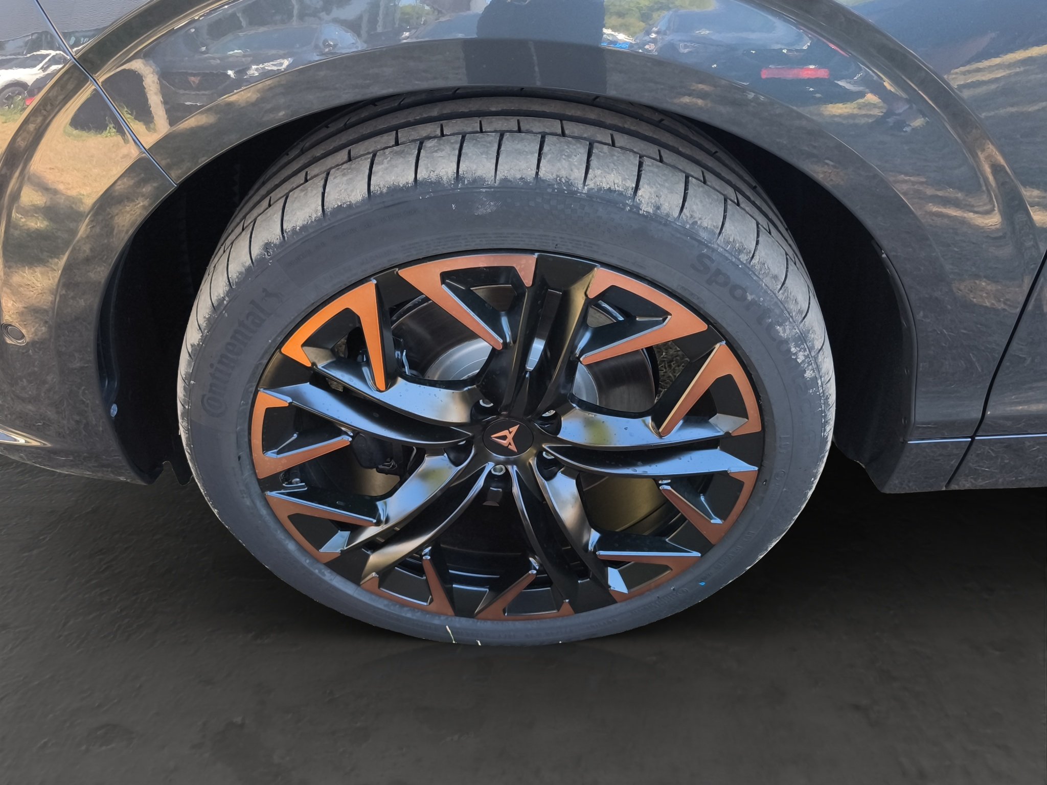 2.0 TSI DSG 4Drive VZ HD-MATRIX+NAVI+SENNHEISER+PANO 10