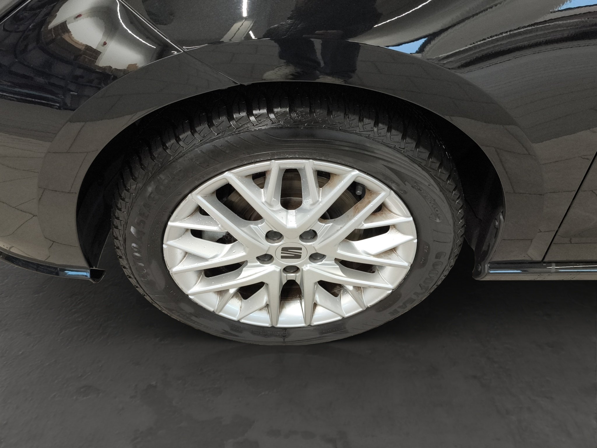 1.0 TSI DSG FR LED NAVI ACC PDC KAMERA SHZ KEYLESS