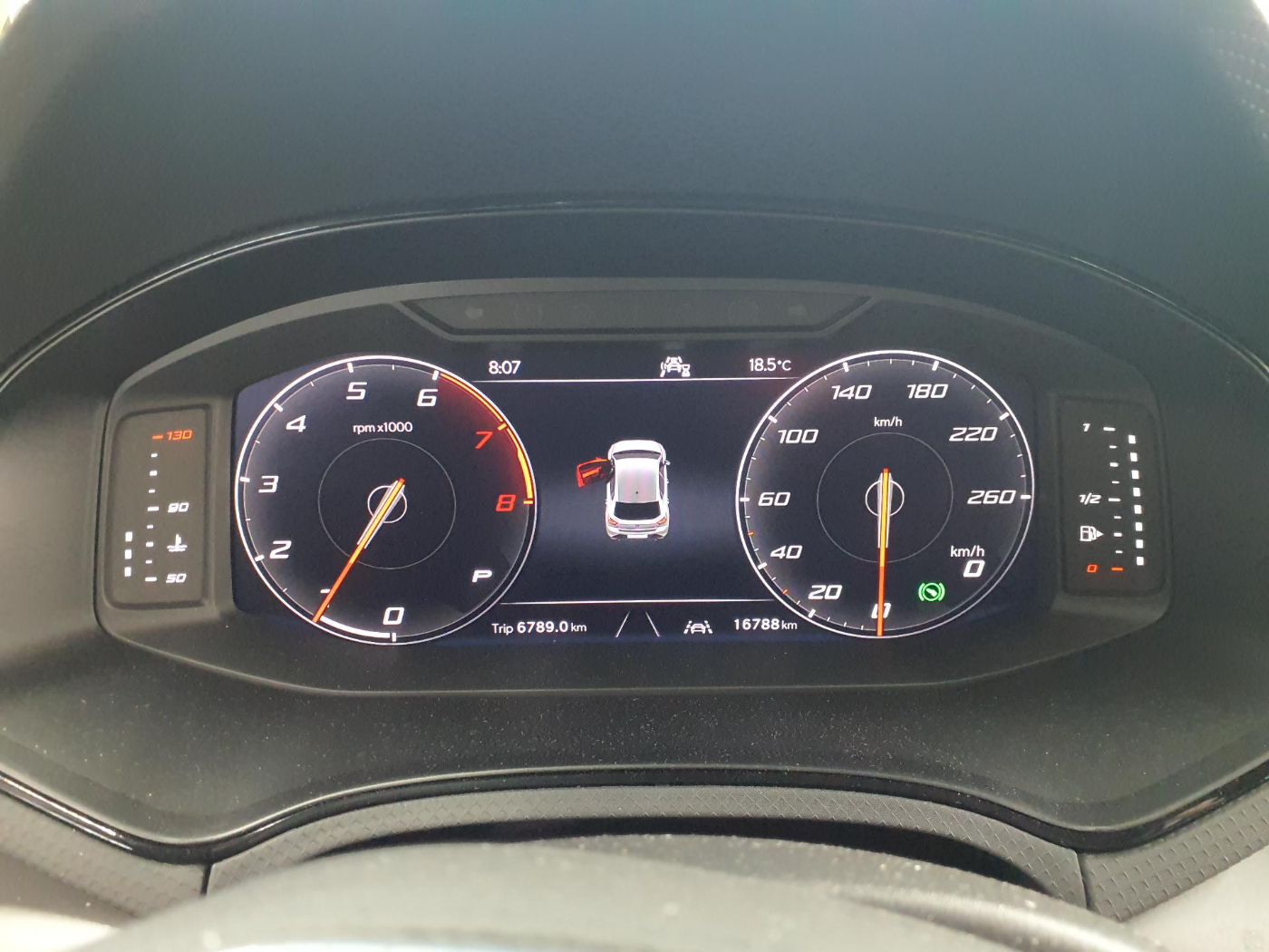1.0 TSI DSG FR FULL-LED NAVI ACC PDC KAMERA SHZ KEYLESS 7