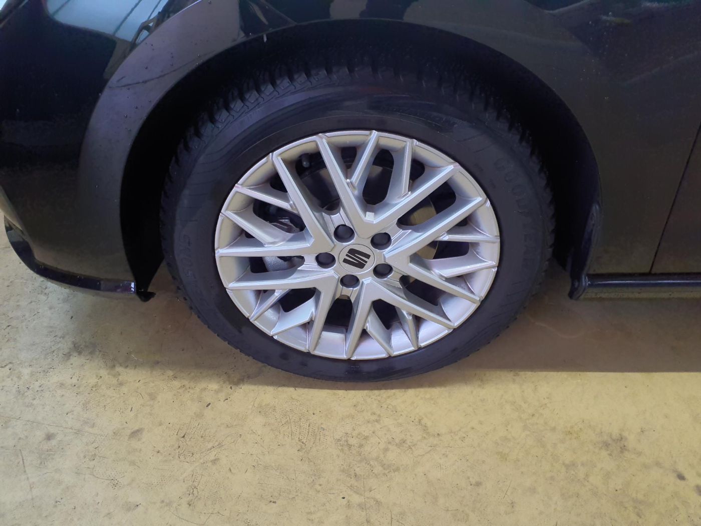 1.0 TSI DSG FR FULL-LED NAVI ACC PDC KAMERA SHZ KEYLESS 8