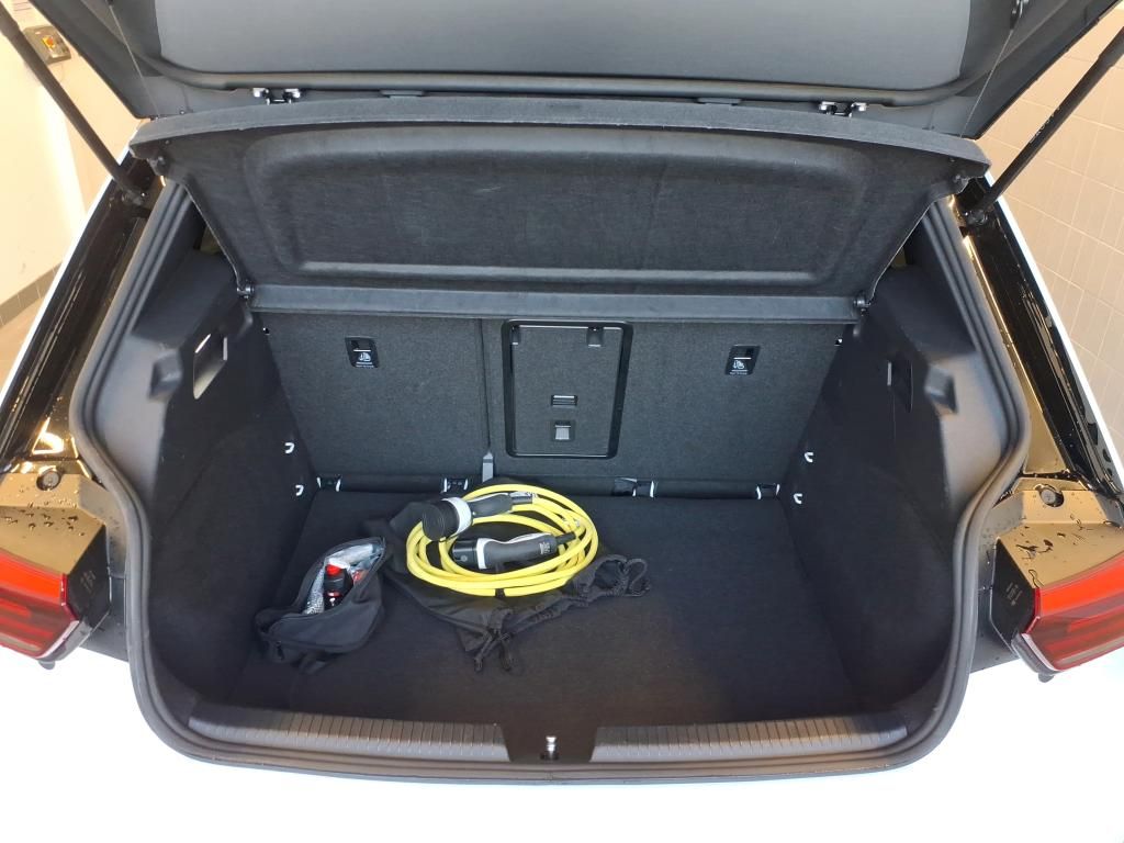 Pro Move LED NAVI 19-ALU AHK ACC SIDEASS PARKASS KAMERA SHZ KEYLESS 8