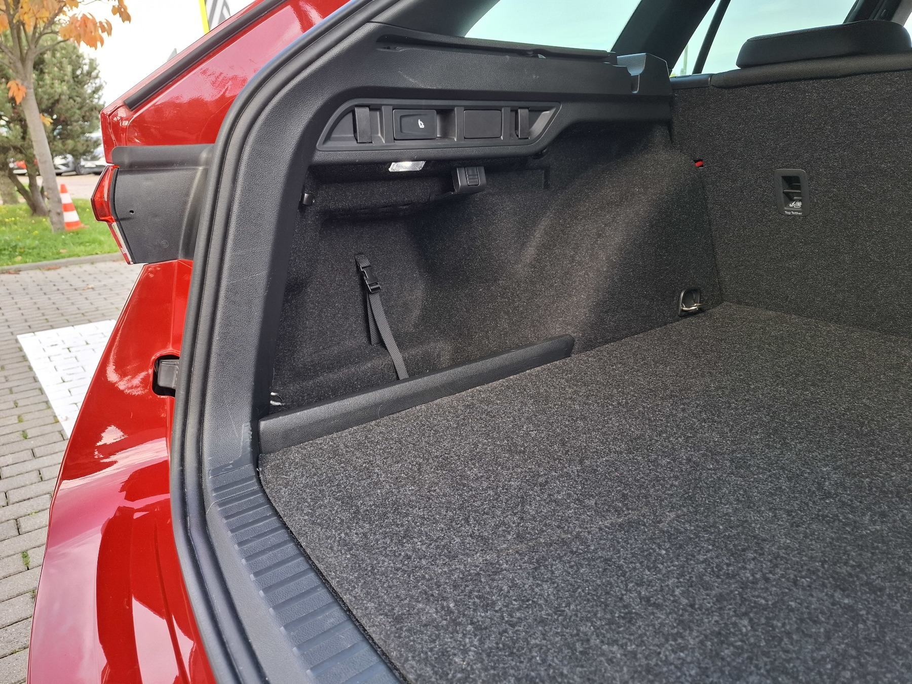 Combi RS iV 1.4 TSI DSG 180 kW Hybrid 13