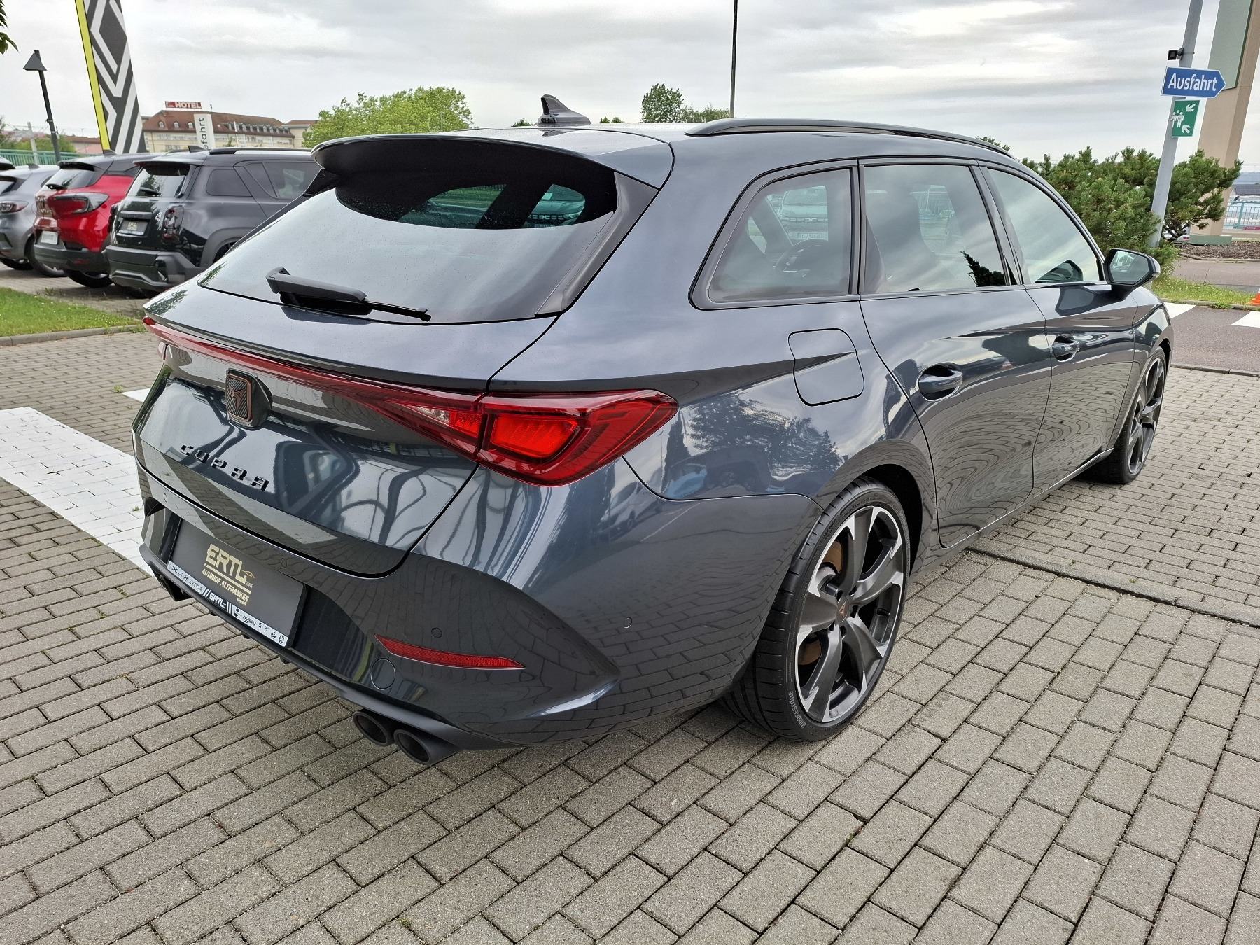 ST VZ 2.0 TSI 4Drive (310 PS) 7-Gang-DSG 5