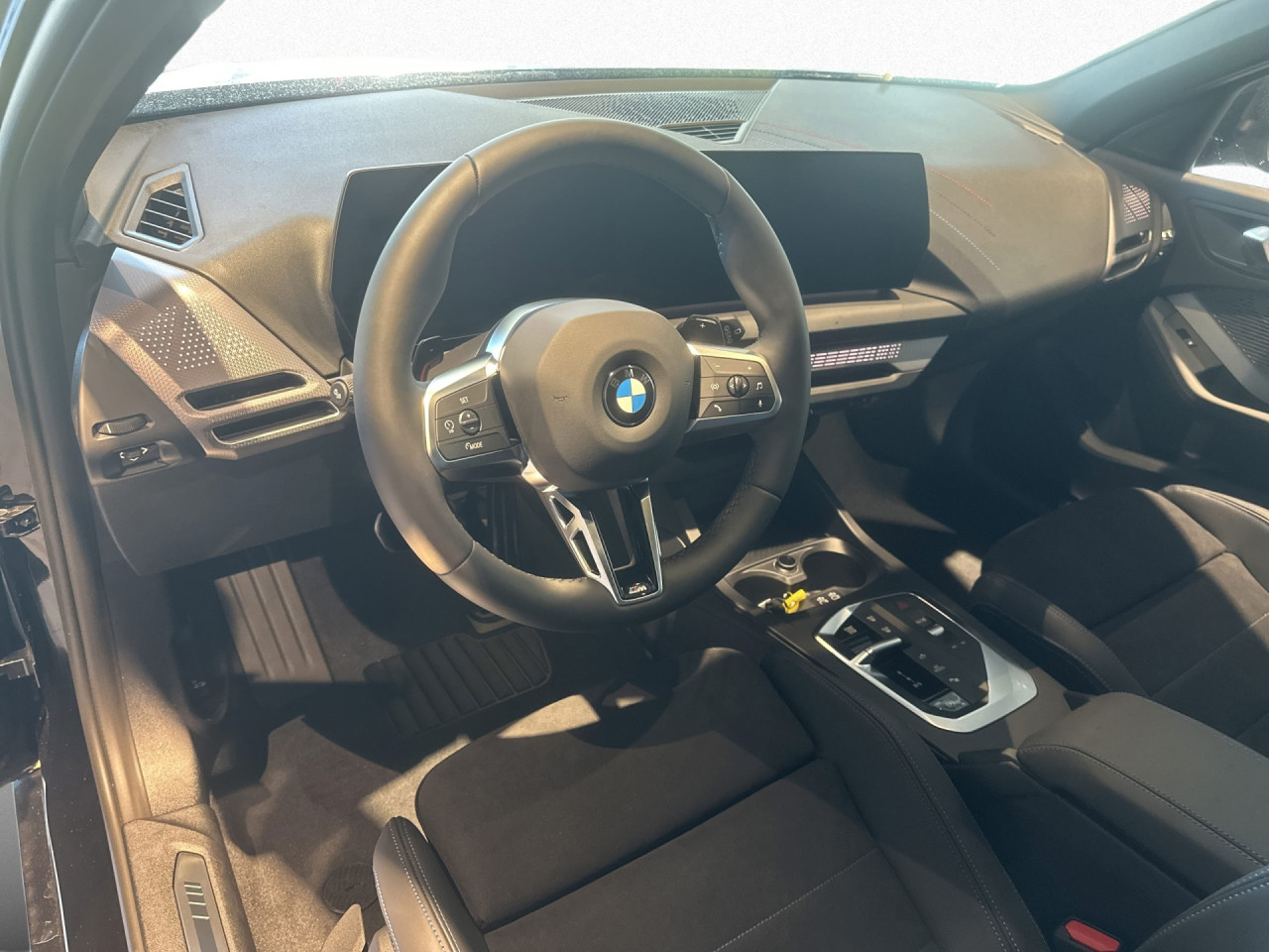 118d M Sport DA RFK DAB SHZ AHK Tempo SpoSi Sportpaket Bluetooth Navi LED Klima PDC el. Fenster 14