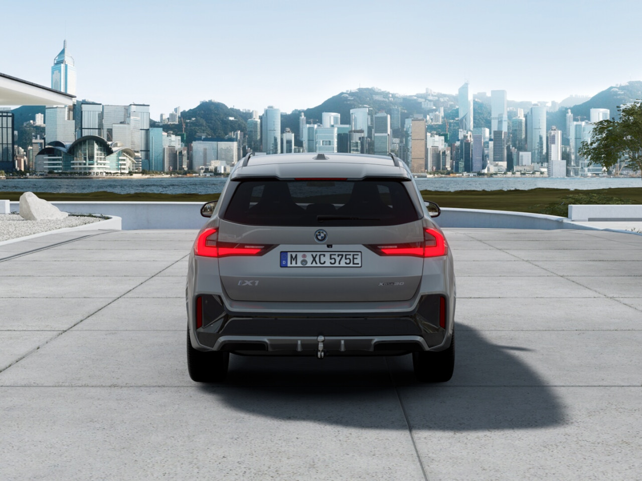 iX1 xDr30 MSport DrAss+ HUD PaAssPr AHK LkHz 6