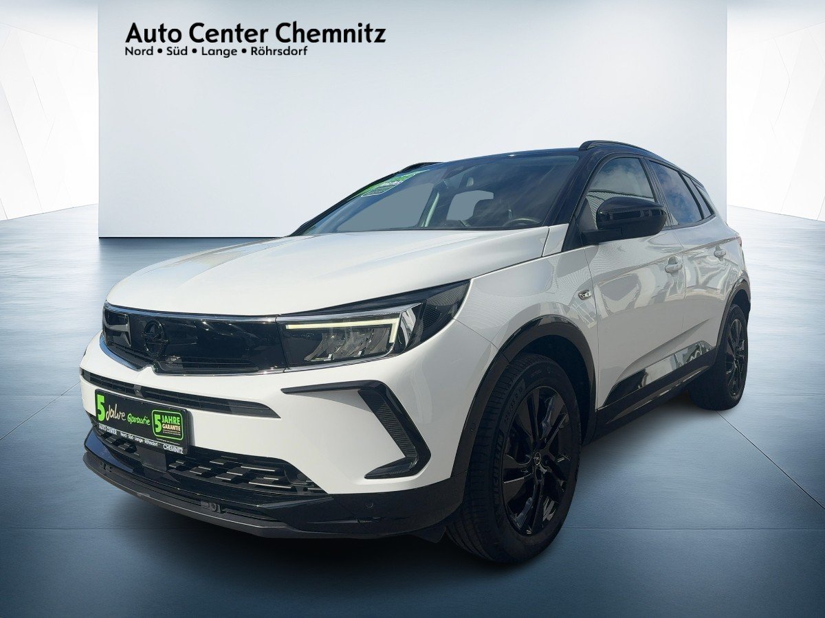 1.2 T  GS Line Alcantara+Navi+SHZ+Kam. 3