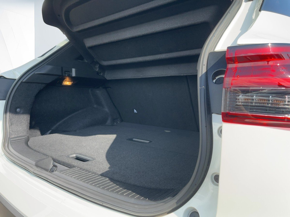 CVT MHEV Tekna+ BiLED/Leder/BOSE/Pano/360 9