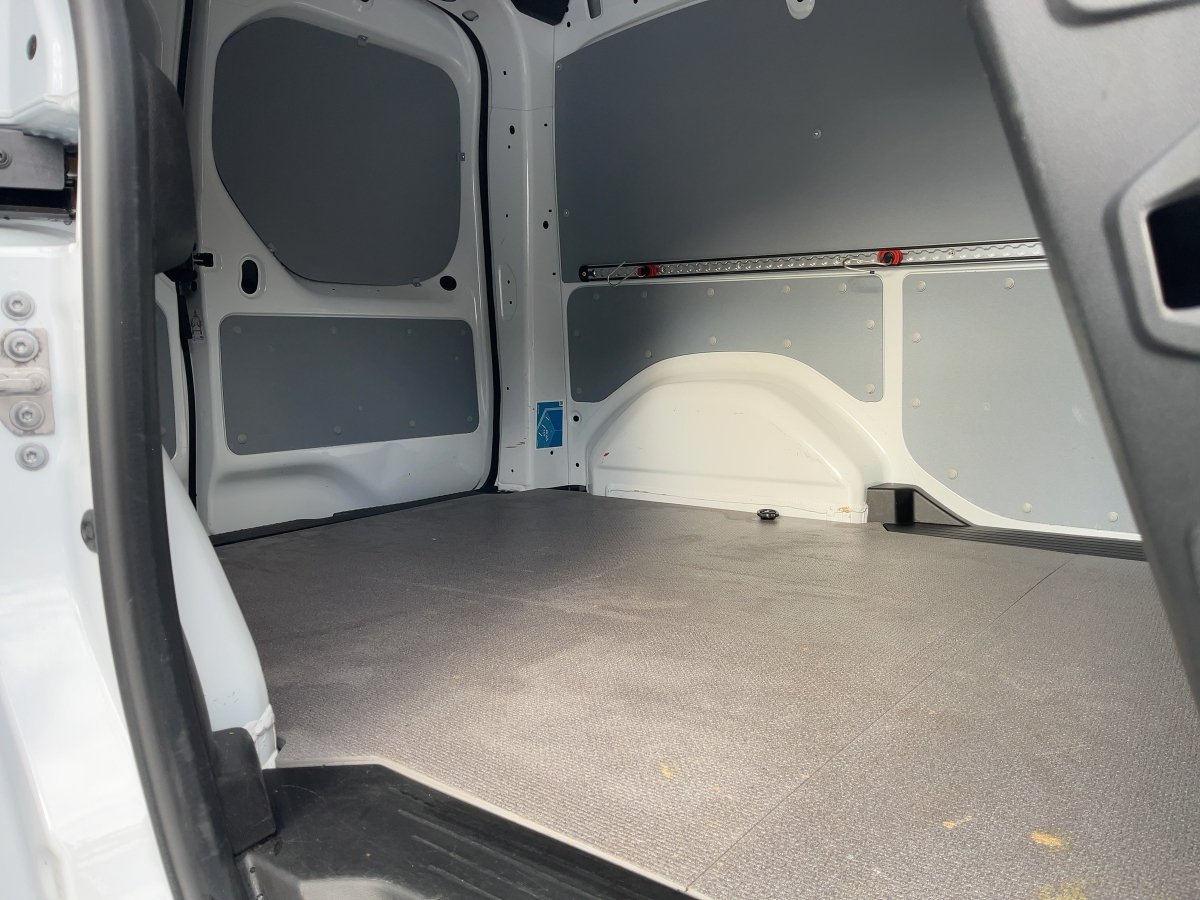 KW EV L1 2.2t Acenta 51kw/h PDC/Kamera 11