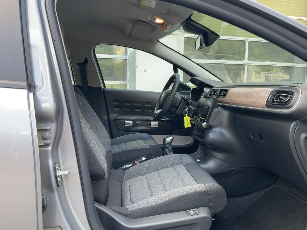 1.2 PureTech Plus LED/KlimaA/Audiosystem/SHZ 10