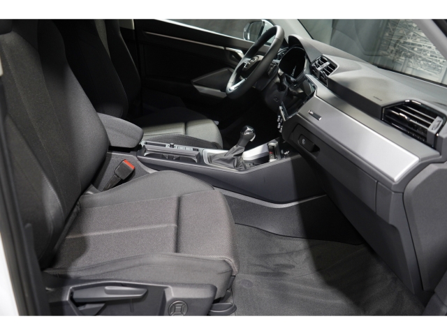 advanced 35 TFSI S tronic AHK Standheizung 5