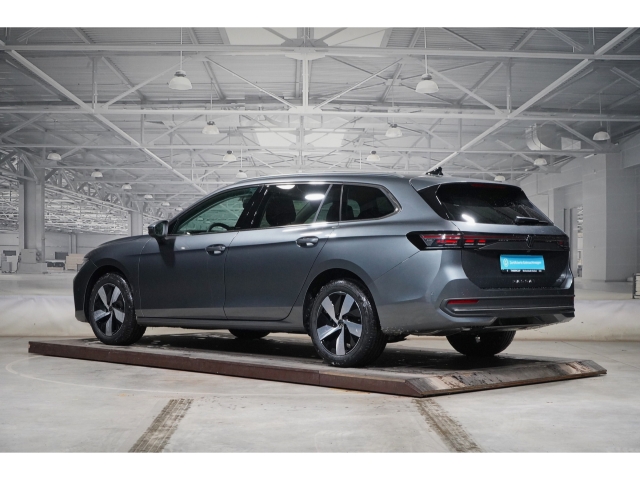 1.5 eTSI DSG Business AHK IQ.DRIVE 2