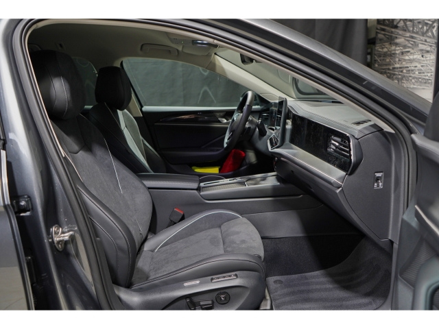 1.5 eTSI DSG Business AHK IQ.DRIVE 5