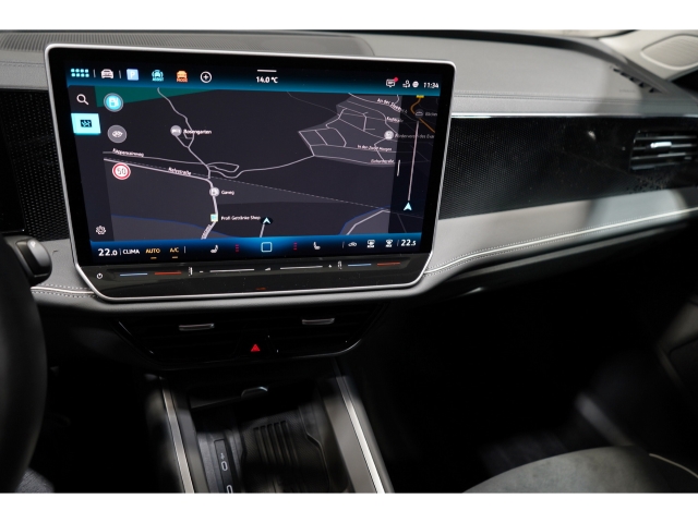 1.5 eTSI DSG Business AHK IQ.DRIVE 9