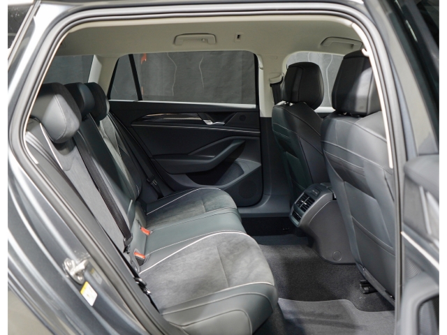 1.5 eTSI DSG Business AHK IQ.DRIVE 10