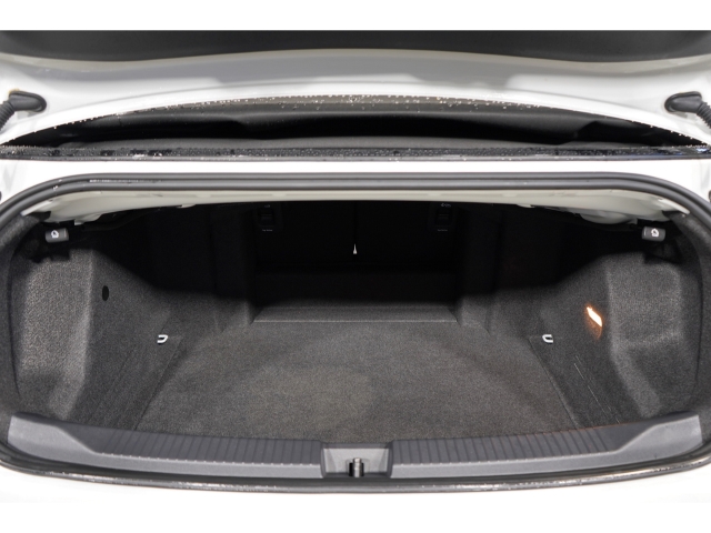 Cabriolet R-Line 1.5 TSI DSG AHK Matrix beat