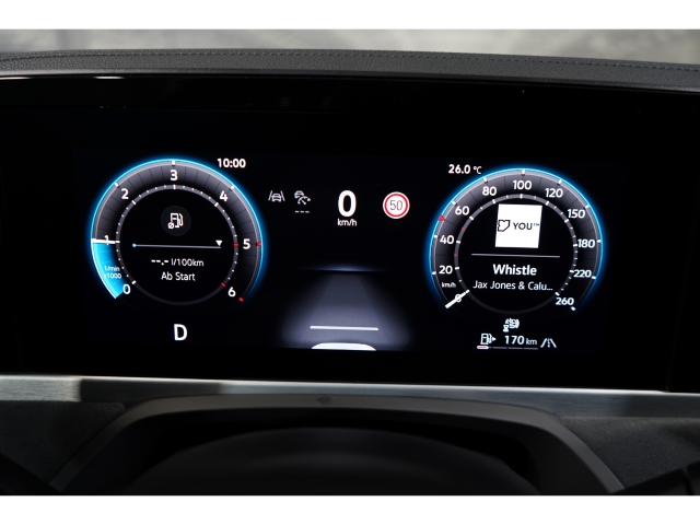 R-Line 2.0 TDI DSG Pano AHK Matrix 8