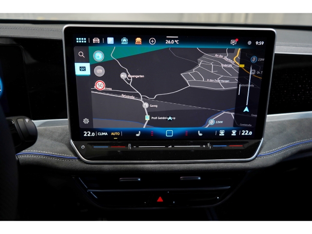 R-Line 2.0 TDI DSG Pano AHK Matrix 9