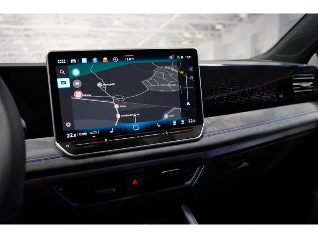 R-Line 1.5 eTSI 360 AHK Black Style 9