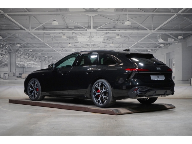 Avant e-hybrid quattro S line AHK HuD 360 Kamer 2