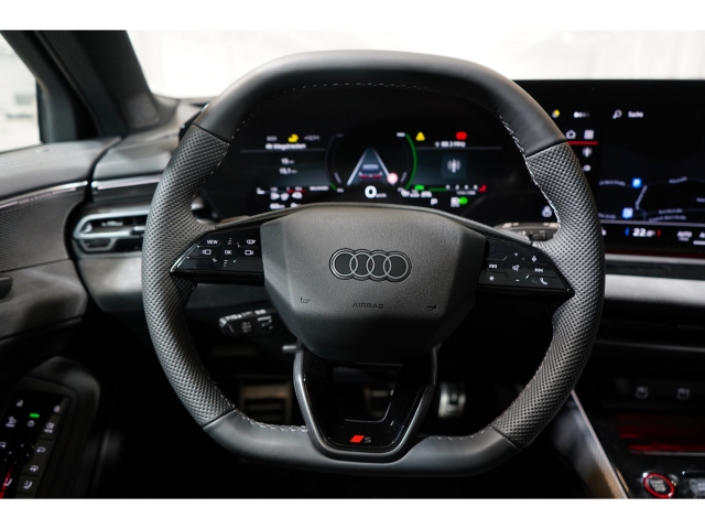 Avant e-hybrid quattro S line AHK HuD 360 Kamer 7