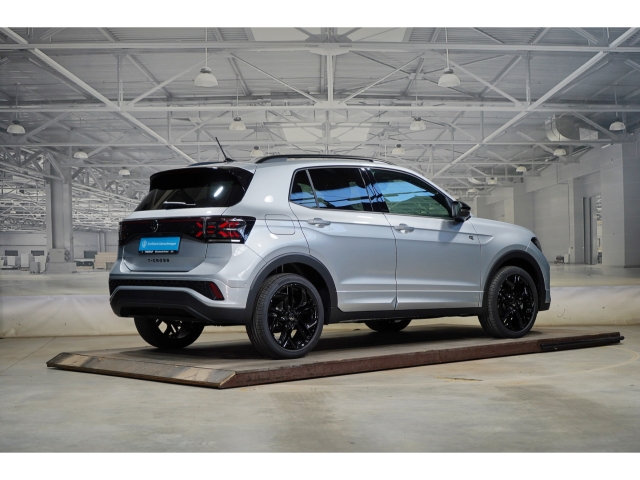 R-Line 1.5 TSI ACC BlackStyle Kamera 3