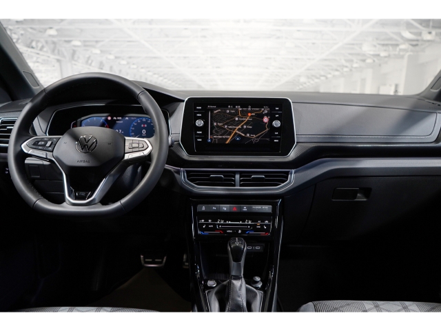 R-Line 1.5 TSI ACC BlackStyle Kamera 6