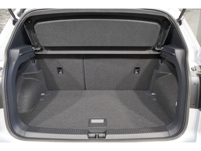 R-Line 1.5 TSI ACC BlackStyle Kamera 11