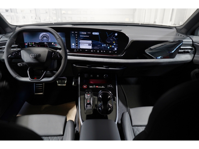 Avant e-hybrid quattro S line AHK 360 ACC 6