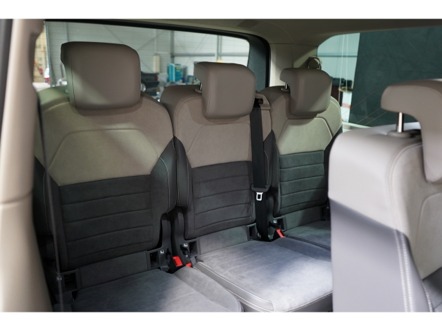 Edition 2.0TDI DSG LÜ IQ.LIGHT AHK 11