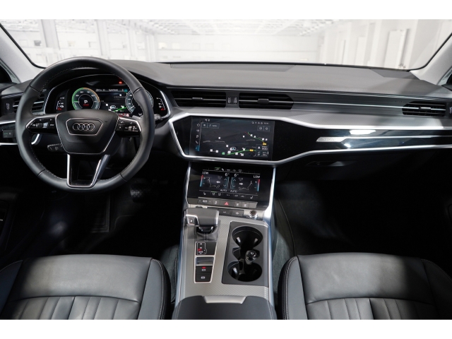 Avant advanced 50 TFSIe quattro HD Matrix ACC 6