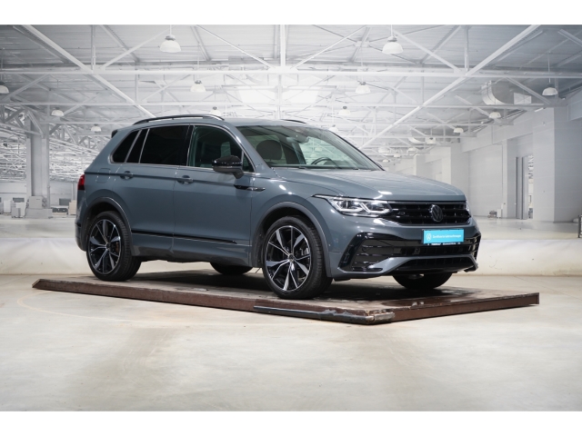 R-Line 2.0 TDI 4M AHK Kamera 20-Zoll 4