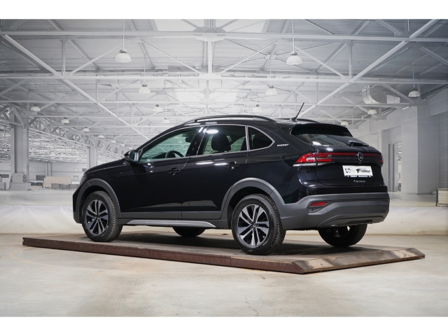 Energy 1.0 TSI DSG Ganzjahresreifen Rear Vie