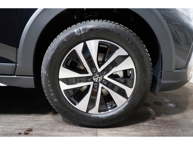 Energy 1.0 TSI DSG Ganzjahresreifen Rear Vie