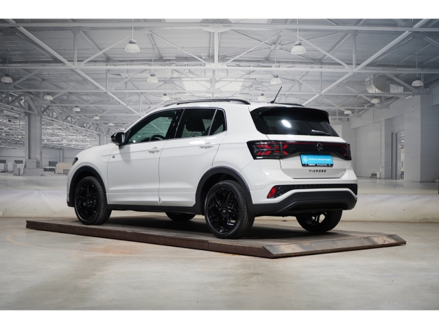 R-Line 1.0 TSI OPF DSG Black Style AHK Rüc 2