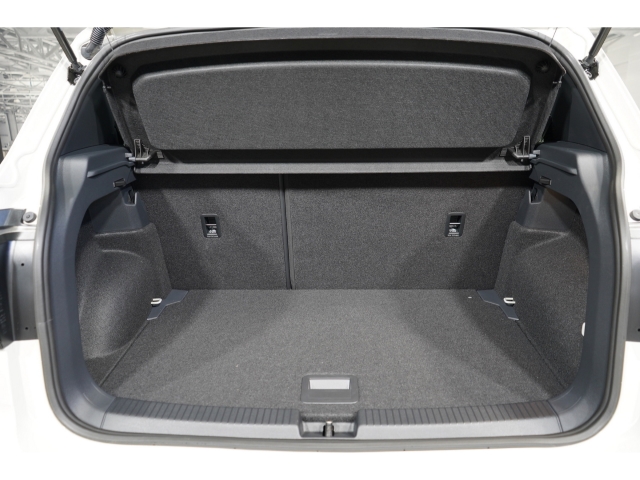 R-Line 1.0 TSI OPF DSG Black Style AHK Rüc 11