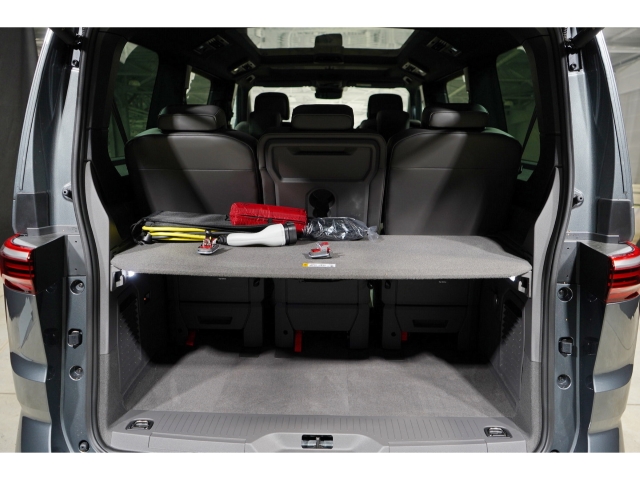 Life 1.5 eHybrid FACELIFT AHK Harman K 14