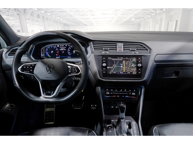 2.0 TSI 4M R-Line Black Style Head 6