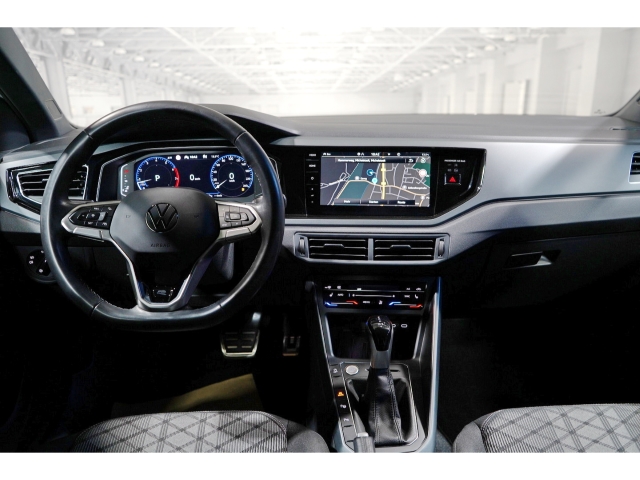 R-Line 1.5 TSI Black Style ACC IQ.LIGHT 6