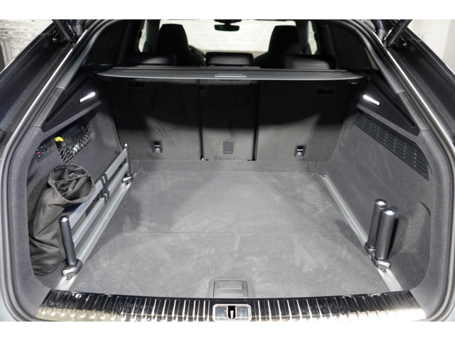 performance quattro 305 kmh Keramik AHK Pano 12