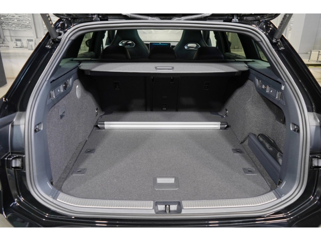 R-Line 2,0TDI Black Style IQ.LIGHT 11