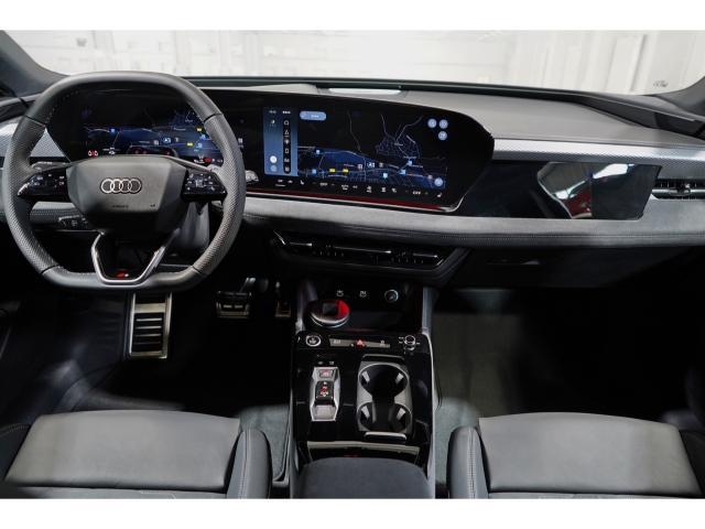 Avant S line business quattro AHK HUD LU 6
