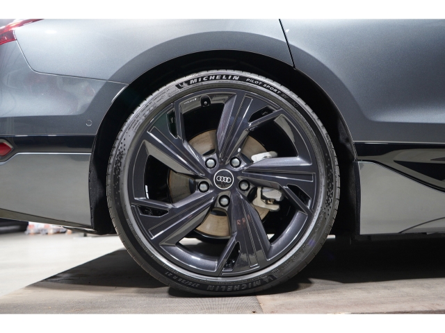 Avant S line business quattro AHK HUD LU 13