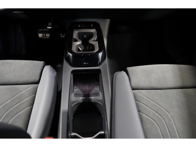Pro Black Edition IQ.DRIVE Komfortpaket 10