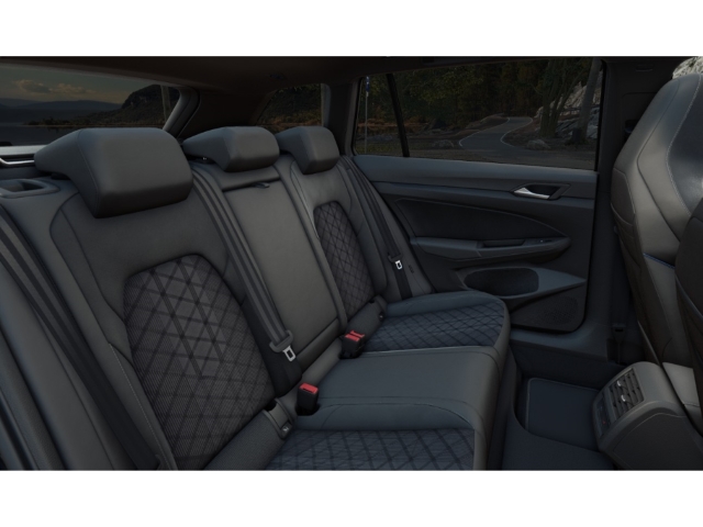 R-Line 1.5 eTSI DSG Black Style IQ.LI 10