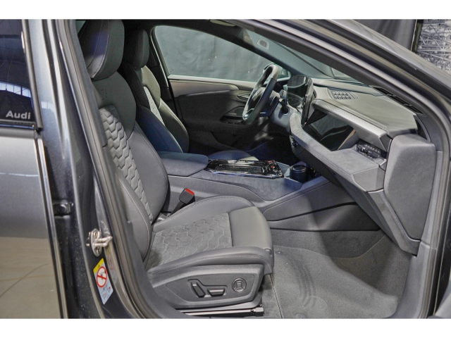 Sportback S line quattro TechPro AHK HUD 5