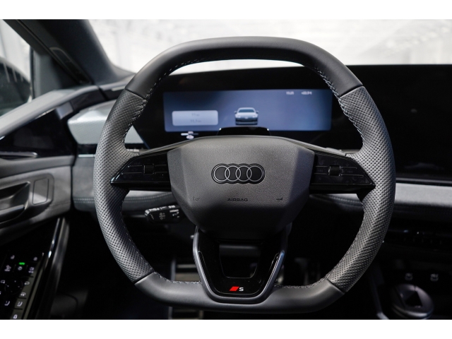 Sportback S line quattro TechPro AHK HUD 7