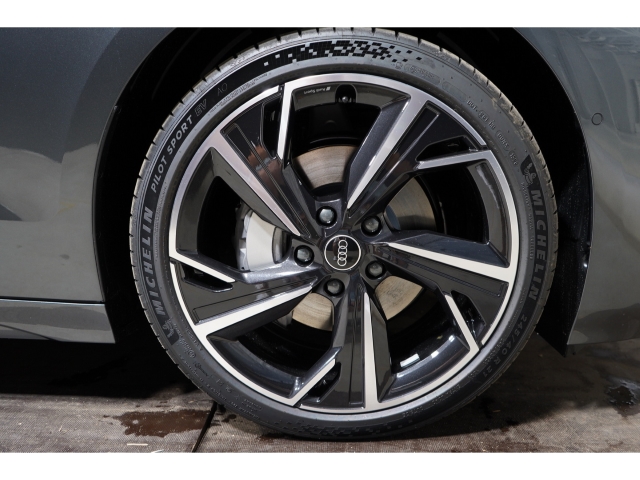 Sportback S line quattro TechPro AHK HUD 13