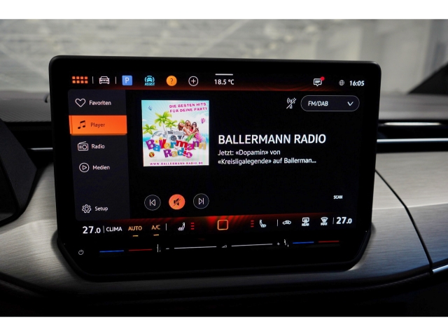 2.0 TDI DSG Generation AHK IQ.LIGHT 9