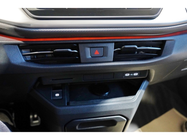 2.0 TDI DSG Generation AHK IQ.LIGHT 10